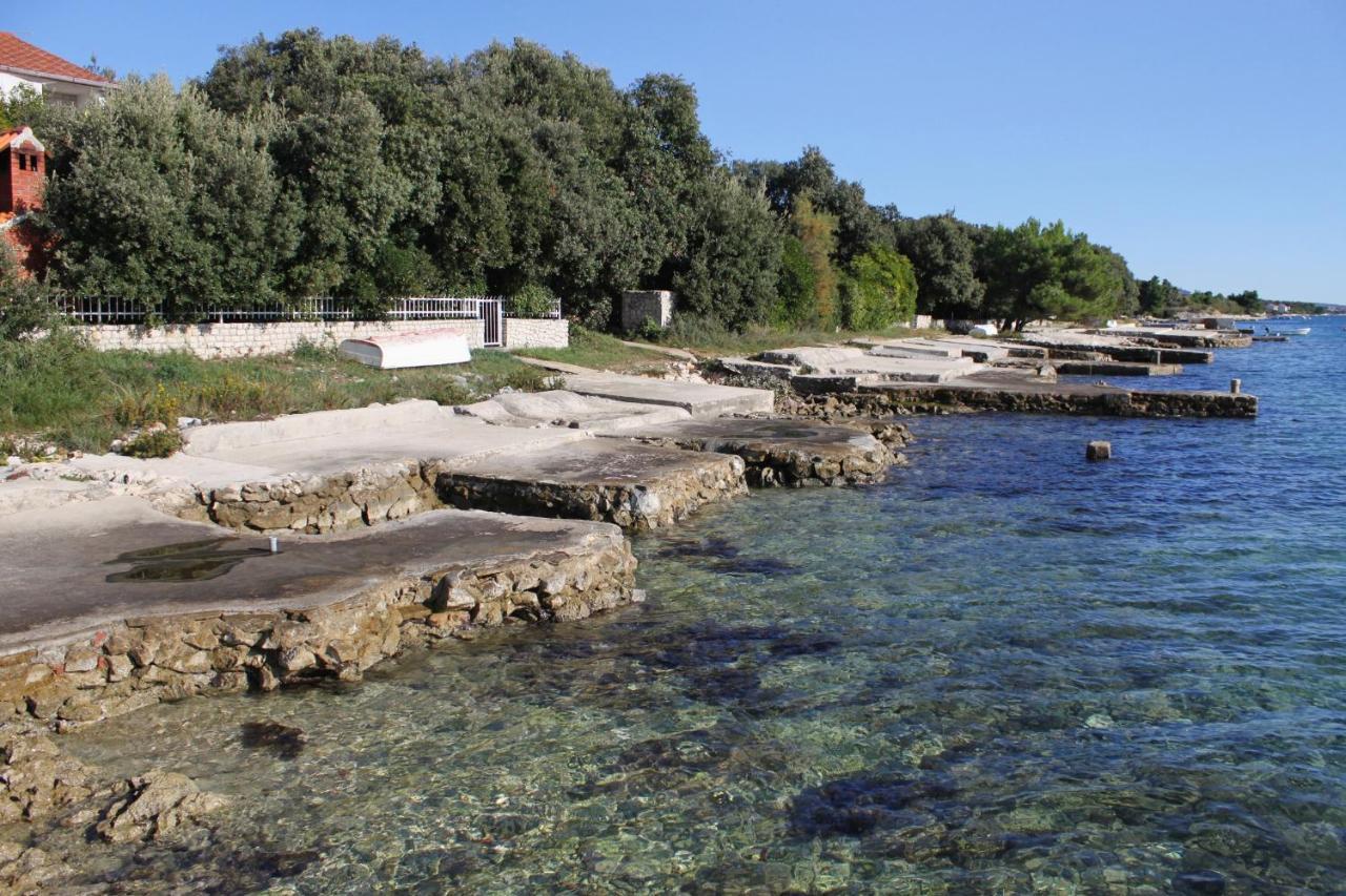 Family Friendly Seaside Apartments Kozino, Zadar - 5756 Petrcane Exterior foto