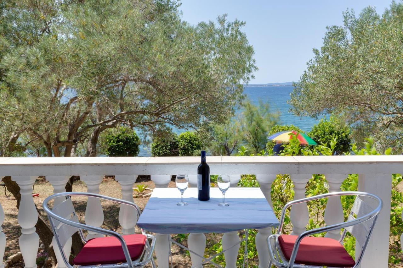 Family Friendly Seaside Apartments Kozino, Zadar - 5756 Petrcane Exterior foto